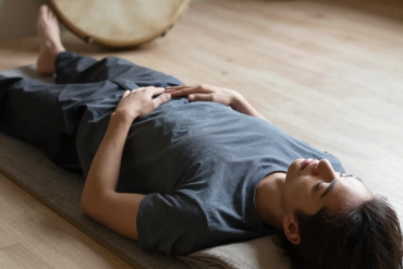 Het pad naar heling is zelden een rechte, voorspelbare weg.